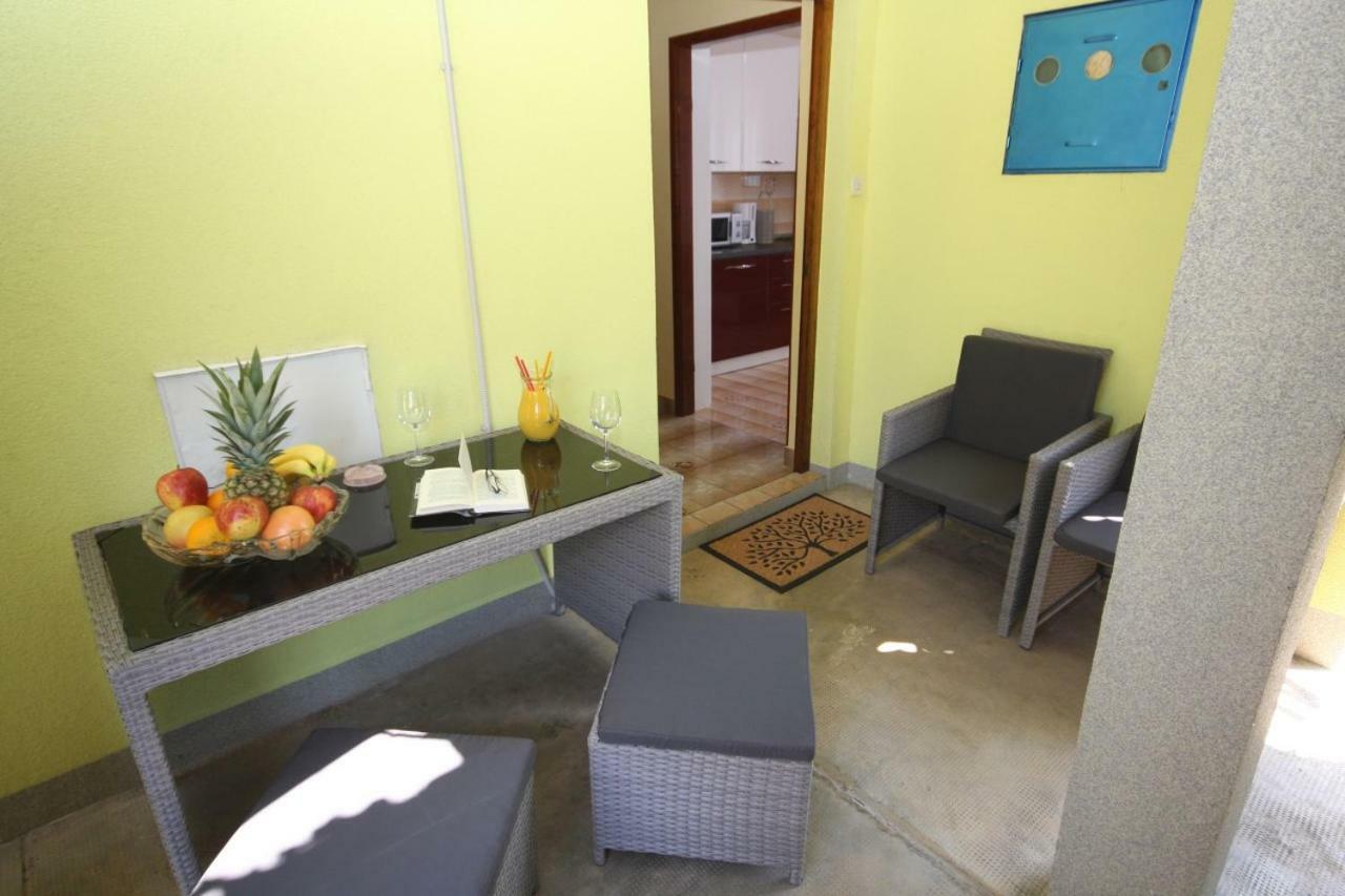 Two Bedroom Apartment, Nice Neighborhood, Free Parking, Wifi Пула Екстер'єр фото