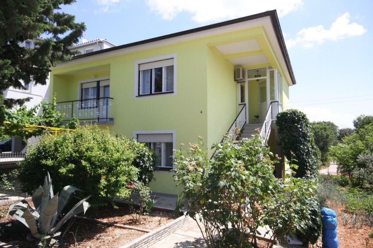 Two Bedroom Apartment, Nice Neighborhood, Free Parking, Wifi Пула Екстер'єр фото
